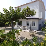 T5 Climatisee - Front De - Villa